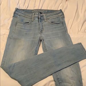 American Eagle non distressed jeans!!